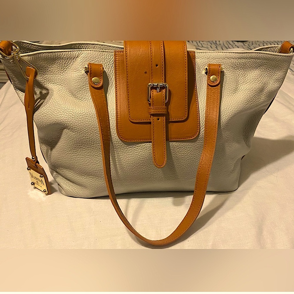 EUC Valentina Italia Pebbled Leather Shoulder Bag, Cream w/Tan & Gold Trim